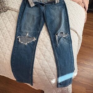 PAIGE Carter Slim Distressed